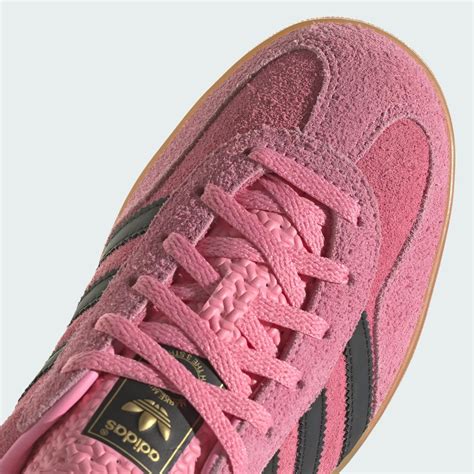 bliss pink adidas gazelle